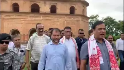 শিৱসাগৰ: ঐতিহাসিক ৰংঘৰ পৰিদৰ্শন মুখ্যমন্ত্ৰী ড°হিমন্ত বিশ্ব শৰ্মাৰ