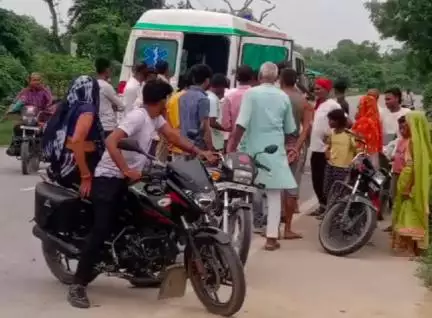 बस्ती: राम जानकी मार्ग पर छरदही गांव के पास अनियंत्रित बाइक सवार ऑटो से टकराकर घायल हुआ