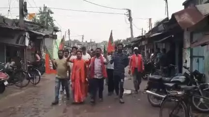 পাড়া: কসবা ল কলেজে ছাত্রীকে গনধর্ষণ,বিজেপি  নেতাকর্মীদের পুলিশি হেনস্থার অভিযোগে সাঁওতালডি থানা ও আনাড়া ফাঁড়িতে বিক্ষোভে BJP