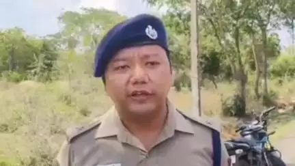 சிவகங்கை: 6 காவலர்கள் பணியிடை நீக்கம் மாவட்ட எஸ்பி உத்தரவு தமிழக வெற்றிக் கழக தலைவர் அதிரடி ட்விட்