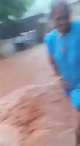 Bhari barsat ke Karan Dev Nagar mein gharon mein bhara Pani Garib log Hain pareshan