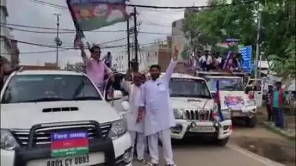 शेखपुरा: राजगीर में बहुजन भीम संकल्प समागम में शामिल होने रवाना हुए लोकजन शक्ति पार्टी रामविलास के कार्यकर्ता