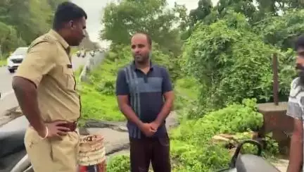 ಕಾರವಾರ: ಸದಾಶಿವಗಡದಲ್ಲಿ ಚಿಕನ್ ಅಂಗಡಿಯವರಿಗೆ ತರಾಟೆಗೆ ತೆಗೆದುಕೊಂಡ ಪಿಎಸ್ಐ; ಕಾರಣ ಏನು ಗೊತ್ತಾ?