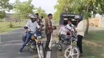 तरहसी: दुर्घटना संभावित क्षेत्र टिरवा घारो पुल पर तरहसी पुलिस ने एसपी के निर्देश पर दो दर्जन वाहनों की जांच की