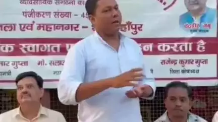 शाहजहांपुर: व्यापार मंडल की अजीजगंज इकाई के कैलाश चंद्र बने अध्यक्ष, गुलजार अहमद बने महामंत्री