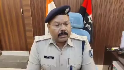 अररिया: एसपी के निर्देश पर जिले के विभिन्न थाना क्षेत्रों से पुलिस ने 18 आरोपियों को गिरफ्तार कर न्यायालय में पेश किया