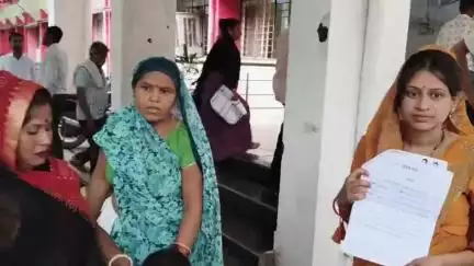 रायसेन: रायसेन वार्ड 17: रमैनी विवाह करने वाले दंपती को सरकारी योजनाओं की मान्यता नहीं मिल रही