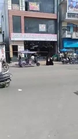 लकी iफेस एक्वेरियम और साइकिल स्टूडियो लिंक रोड केनरा बैंक के सामने बीना
