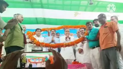बेलहर: ग्रामीण कार्य मंत्री ने बीजीखोरबा में जन संवाद कार्यक्रम का उद्घाटन किया, ₹200 करोड़ की योजनाओं का शिलान्यास
