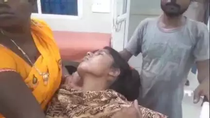 अररिया: बलचंदा गांव में घरेलू विवाद के दौरान भाई और भाभी ने एक युवती को मारपीट कर किया जख्मी, सदर अस्पताल में भर्ती