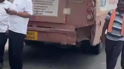 गंगापूर: दुचाकी बसला धडकली,अपघातात दुचाकीस्वार जखमी,जाखमथवाडी शिवारातील घटना