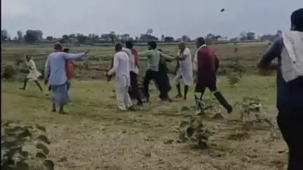 बक्स्वाहा: सीमांकन के दौरान हमला: पटवारी से गाली-गलौज, दस्तावेज फाड़े और जान से मारने की धमकी, ग्राम शेख सेमरा का मामला