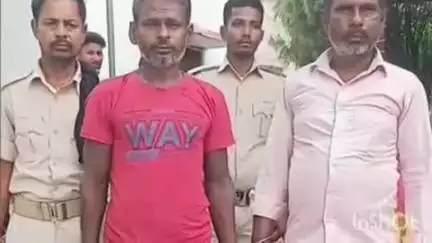 बंजरिया: दो वर्षों से फरार न्यायालय के वारंटी को बंजरिया पुलिस ने गोखुला से गिरफ्तार कर रविवार को न्यायिक हिरासत में भेजा