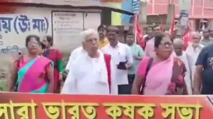 দাসপুর ১: দাসপুরে খেপুত এলাকায় CPI-M বিক্ষোভ মিছিল