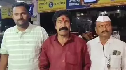 माळशिरस: आमदार अभिजीत पाटील आणि बबनदादा शिंदे यांच्या कारखान्यावर कारवाई करावी : जनहित शेतकरी संघटनेचे अध्यक्ष प्रभाकर देशमुख