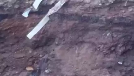 बारिश के बाद रामगढ़ के बिजुलिया तालाब का जलस्तर बढ़ा और तालाब का किनारा हुआ भी क्षतिग्रस्त पूर्व की भांति तालाब के टूटने की  लोगों ने जताई आशंका।