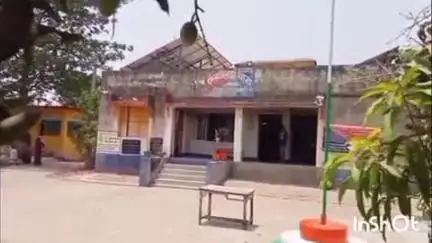 रतनी फरीदपुर: परस विगहा थाना परिसर में मुहर्रम को लेकर शांति समिति की बैठक आयोजित, थानाध्यक्ष मौजूद रहे