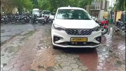 रतलाम नगर: राजा रघुवंशी की हत्या के मामले में रतलाम पहुंची शिलांग SIT की टीम, शिलोम जेम्स के ससुराल से बैग किया ज़ब्त