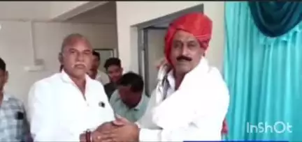 રાધનપુર: વન વિભાગની કચેરીએ વિભાગના કર્મચારીનો વિદાય સમારંભ યોજાયો,ધારાસભ્ય લવીંગજી સોલંકી ઉપસ્થિત રહ્યા