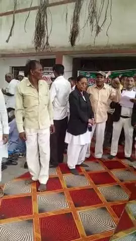 गोंडवाना गणतंत्र पार्टी जौनपुर, जिलाध्यक्ष अमरजीत गोंड जी के द्वारा मनाया गया वीरांगना महारानी दुर्गावती जी का बलिदान दिवस।