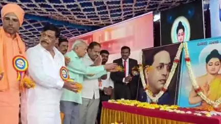 ಗುಂಡ್ಲುಪೇಟೆ: ಸಂವಿಧಾನ, ಪ್ರಜಾಪ್ರಭುತ್ವಕ್ಕೆ ಅಪಾಯ ಇದೆ : ಅಗತಗೌಡನಹಳ್ಳಿಯಲ್ಲಿ ಸಚಿವ ಡಾ.ಹೆಚ್.ಸಿ.ಮಹದೇಪ್ಪ