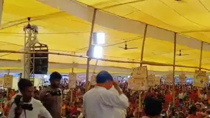बैरिया: 'बिहार बदलाव यात्रा' के तहत पखनहा में जनसभा को संबोधित किया गया