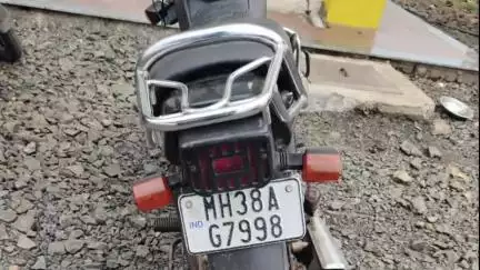 हिंगोली: नरसी फाटा येथे भीषण अपघात एका दुचाकीस्वाराला गंभीर दुखापत