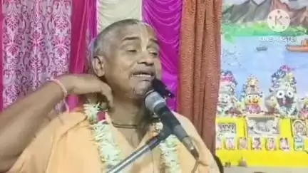 ফলতা: রথ উৎসব উপলক্ষে শিমুলবেড়িয়া এলাকায় গীতা পাঠের আয়োজন করা হয় গীতা পাঠ শুনতে সনাতনী ধর্মাবলি মানুষদের ভিড়