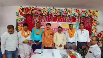 कोडरमा: झारखंड प्रदेश विश्वकर्मा समाज का जिला सम्मेलन संपन्न, सुभाष राणा तीसरी बार जिलाध्यक्ष बने