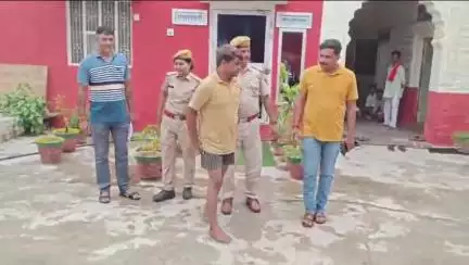 हिण्डौन: सदर पुलिस ने सिघांन मीना से सट्टे की खाईवाली करते एक शख्स को किया गिरफ्तार, ₹2210 किए ज़ब्त