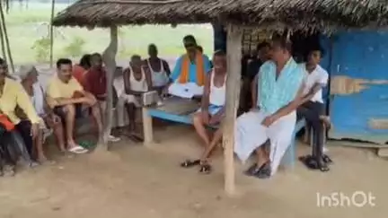 कांडी: बलियारी गांव में भाजपा कार्यकर्ताओं और किसानों ने प्रधानमंत्री के 'मन की बात' कार्यक्रम को सुना