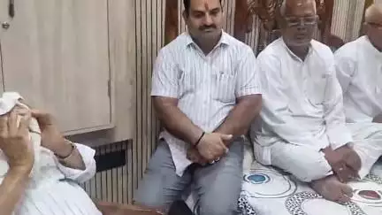 सरदारशहर: मोटर मार्केट स्थित सुनील मीणा फार्म हाउस में मंत्री डॉ. किरोड़ीलाल मीणा का हुआ स्वागत, सभापति राजकरण चौधरी रहे मौजूद