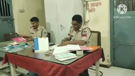 पंधाना: बगमार में नशेड़ी बेटे ने वृद्ध पिता के साथ की मारपीट, पुलिस ने मामला दर्ज किया