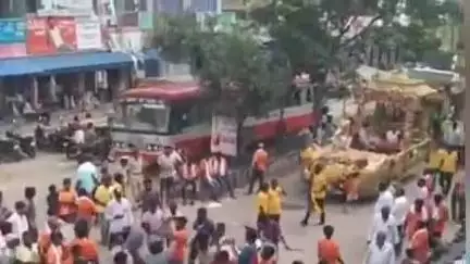ಗುಡಿಬಂಡೆ: ತಾಲ್ಲೂಕು ಒಕ್ಕಲಿಗರ ಸಂಘದಿಂದ ಪಟ್ಟಣದಲ್ಲಿ ನಾಡಪ್ರಭು ಕೆಂಪೇಗೌಡ ಜಯಂತಿ