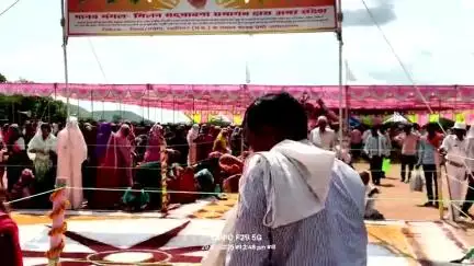 नरवर: नरवर थाने के सामने सत्संग मेले में उमड़ी हजारों लोगों की भीड़