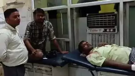 सीतापुर: मंसूरपुर में कहा-सुनी पर विवाद के चलते दो पक्षों में जमकर मारपीट, 6 लोग हुए घायल
