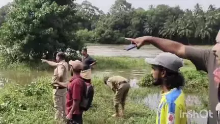 പാലക്കാട്: മങ്കരയിൽ പുഴയിൽ പഴകിയ നിലയിൽ അജ്ഞാത മൃതദേഹം കണ്ടെത്തി