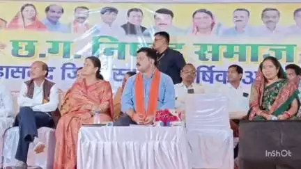 महासमुंद: निषाद समाज के वार्षिक सम्मेलन में छत्तीसगढ़ के उपमुख्यमंत्री विजय शर्मा ने की 10 लाख देने की घोषणा