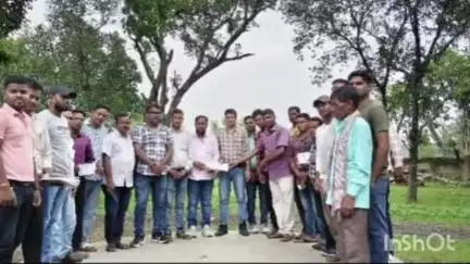 टुंडी: टुंडी डाकबंगला परिसर में जेएलकेएम ने सदस्यता अभियान को लेकर बैठक की