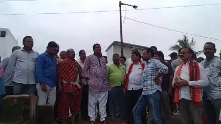 ପଦ୍ମପୁର: ମେହେର ପଡା କଣ୍ଟା ବନ୍ଦ ପରିଦର୍ଶନ କଲେ ବରଗଡ ସାଂସଦ ପ୍ରଦୀପ ପୁରୋହିତ