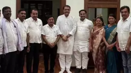 भंडारा: जिल्हा दूध उत्पादक संघातील विजयी उमेदवारांनी गोंदिया येथे खासदार पटेल यांची घेतली भेट, आनंदोत्सव साजरा