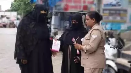 बिलारी: मिशन शक्ति अभियान के तहत पुलिस ने महिलाओं और बालिकाओं को जागरूक किया, वरिष्ठ पुलिस अधीक्षक के निर्देश पर