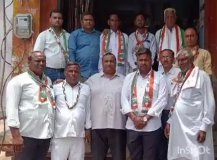 बाड़ी: रामेंद्र मीणा बने ब्लॉक कांग्रेस कमेटी बाड़ी के अध्यक्ष, पुष्पेंद्र कुशवाहा को सैंपऊ ब्लॉक अध्यक्ष की मिली जिम्मेदारी