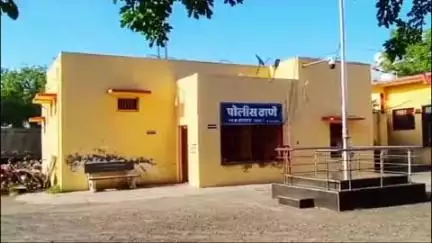 नायगाव-खैरगाव: कोलंबी येथे फिर्यादीच्या सासरवाडीत घरफोडी करून चोरट्याने १ लाख २४ हजार रुपये केले लंपास; पोलिसांत गुन्हा दाखल