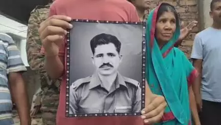 सिवान: 26 में कारगिल विजय दिवस को लेकर कारगिल ब्रिगेड से सेना की चार सदस्यीय टीम पहुंची सिवान