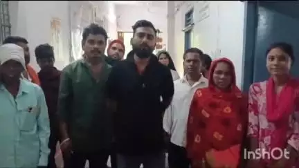 नेपानगर: सीवल स्वास्थ्य केंद्र में पदस्थ चिकित्सक डॉ. फहीम अंसारी का हुआ तबादला, दूसरे चिकित्सक की अब तक नहीं हुई तैनाती