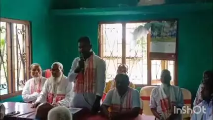 মানকাচৰ: চিৰাকুটি গাঁও পঞ্চায়তৰ কাৰ্য্যালয়ত নৱ গঠিত পঞ্চায়ত কমিটি আৰু শ শ ৰাইজৰ মাজত আলোচনা সভা অনুষ্ঠিত