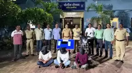 नांदेड: नांदेड ग्रामीण पोलीसांनी जुगार अड्ड्यावर धाड टाकून १ लाख ४४ हजारांचा मुद्देमाल जप्त करून ६ आरोपीविरुद्ध केला गुन्हा दाखल