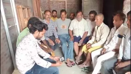 गौरीगंज: अमेठी जनपद में प्रधानमंत्री मोदी जी के मन की बात सुनते हुए लोगों में अलग ही उत्साह देखने को मिला