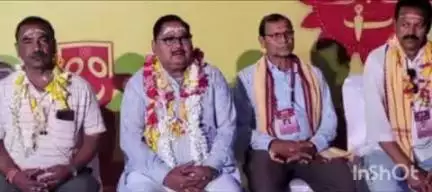 ଅତାବିରା: କାଠଡେରା ଗୁଣ୍ଡିଚା ରଥଯାତ୍ରା ମହୋତ୍ସବରେ ଯୋଗଦେଲେ ରାଜ୍ୟ ଏସି ମୋର୍ଚ୍ଚା ଉପସଭାପତି